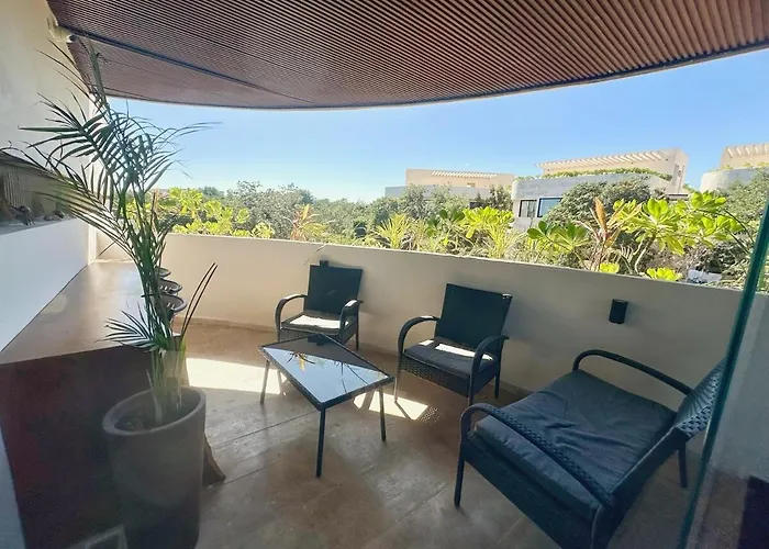 New Jungle Retreat 1br2ba Garden Private Pool Apartment *