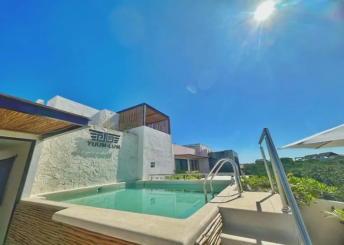 New Jungle Retreat 1br2ba Garden Private Pool *
